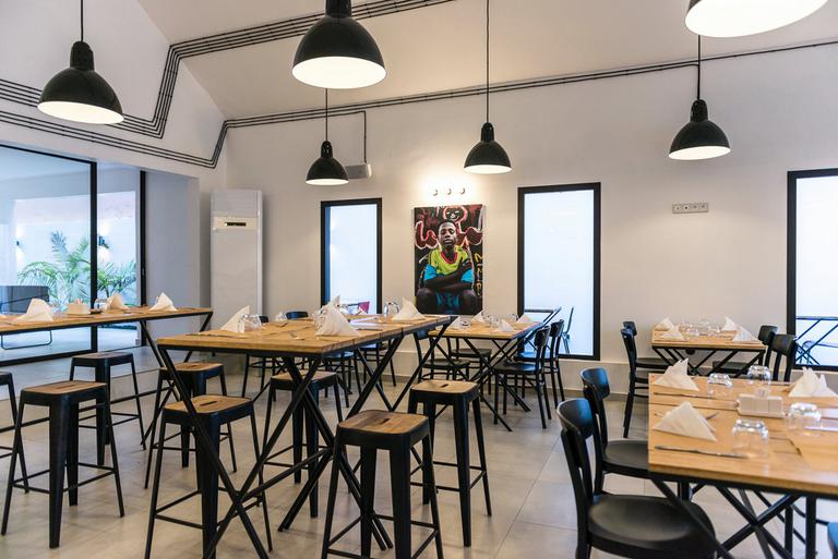 Urban Grill, restaurant à Dakar